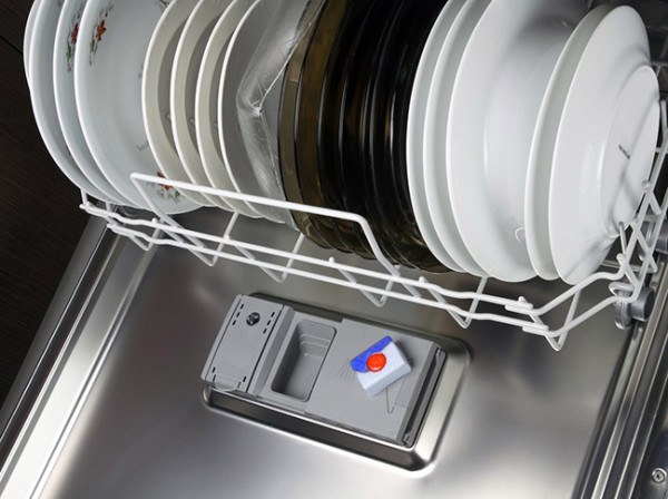 Средства для посудомоечных машин: виды и особенности использования
